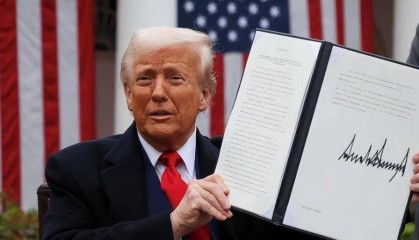 中国对李在明很克制，10年前教训韩国人应该牢记！特朗普已经摊牌，要求韩国联手遏华