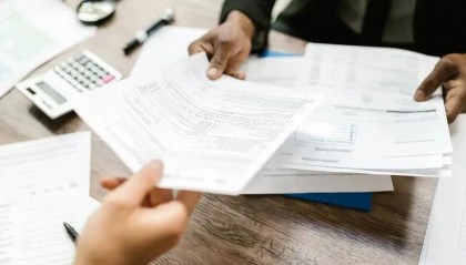 现在预防金融环境对冲货币最稳妥的解决办法是什么?