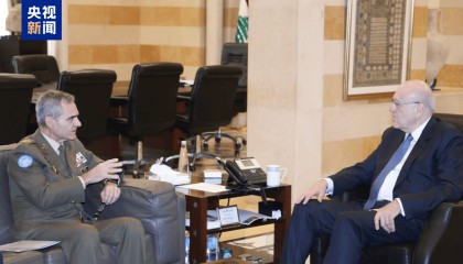 黎巴嫩总理与联黎部队司令举行会晤 讨论地区局势