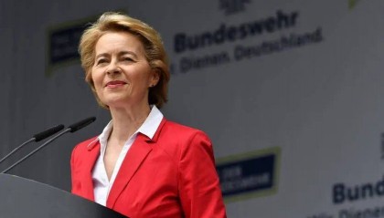 欧盟两大巨头联手访华,中国外交部的回应没有欢迎,而是“当头一棒”