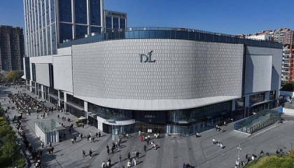 胖东来，为何急了？