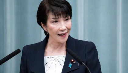 庚欣:高市早苗刚起步就踢到铁板,凸显日本四大悖论!