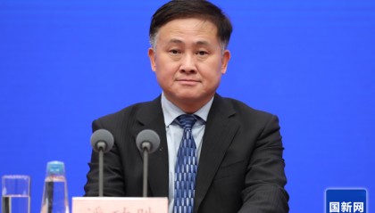 央行:要保持货币币值稳定,约束对产能过剩行业的融资供给