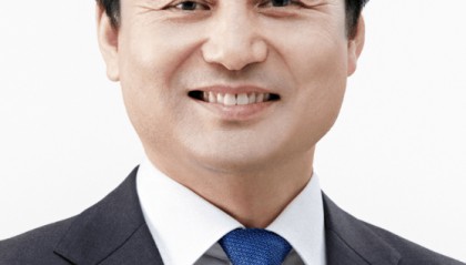 李在明兑现竞选承诺 韩国或将迎来64年来首位文职防长