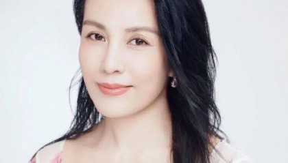 52岁知名女演员称遭人生重创：为前夫负债600万，靠拍短剧还债，“最坏打算是摆地摊卖韭菜盒子”；曾被称“绿叶美女”