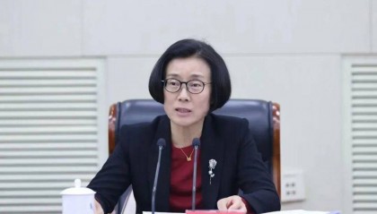60岁的她，卸任省委副书记职务