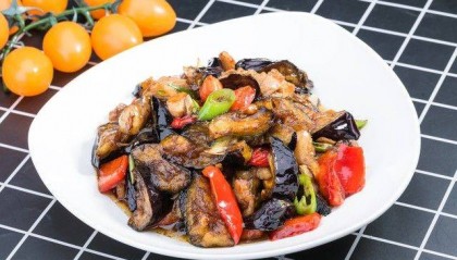 张红甫教你做麻辣鲜香,下饭必备——辣椒炒茄子的制作与烹饪技巧