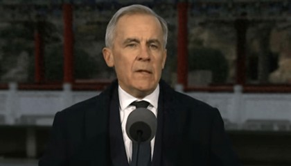 卡尼在北京强硬表态，中国就是比美国可靠，特朗普的回应出人意料