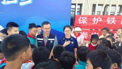 文明月月行