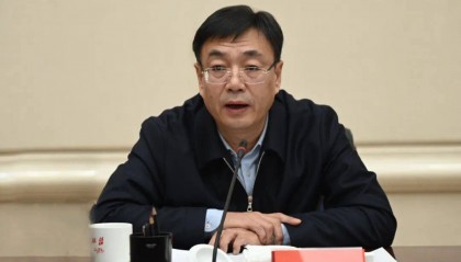 甘肃省委常委、副省长程晓波，主动投案