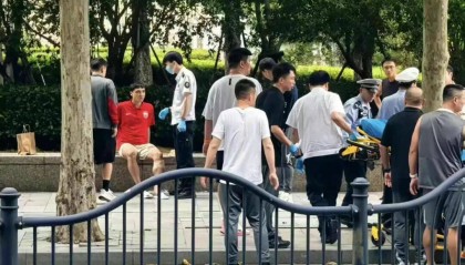 上海海港俱乐部证实，球员吾米提江被4S店员工驾驶试驾车辆操作不当撞伤