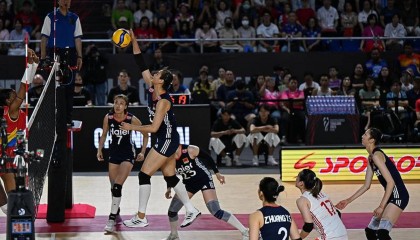 榜首战！中国女排赢酣畅淋漓一胜 李盈莹的替补揽得分王