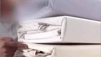 惊人内幕！央视曝光直播间“高端四件套”猫腻，有商户坦言：支数随便标，没人会测