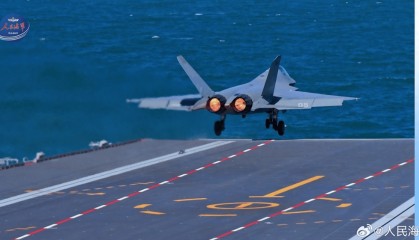 歼-35从福建舰上弹射起飞,解放军向全世界宣告,中国航母顶级战力!