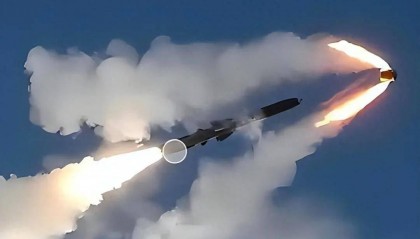 “航母杀手”现身台海，美军围堵意图昭然若揭，中国如何破局？