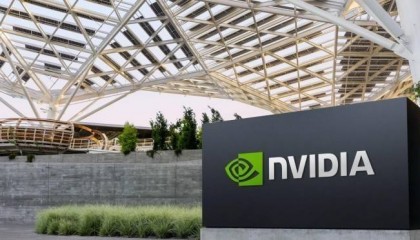 黄仁勋直言华为实力：称其为全球最强大科技公司之一，应获充分尊重