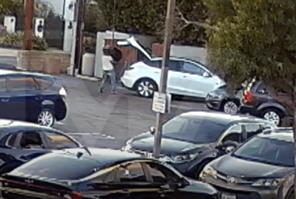 确认：他狱中自杀身亡！此前涉嫌杀害分尸华裔妻子和岳父母
