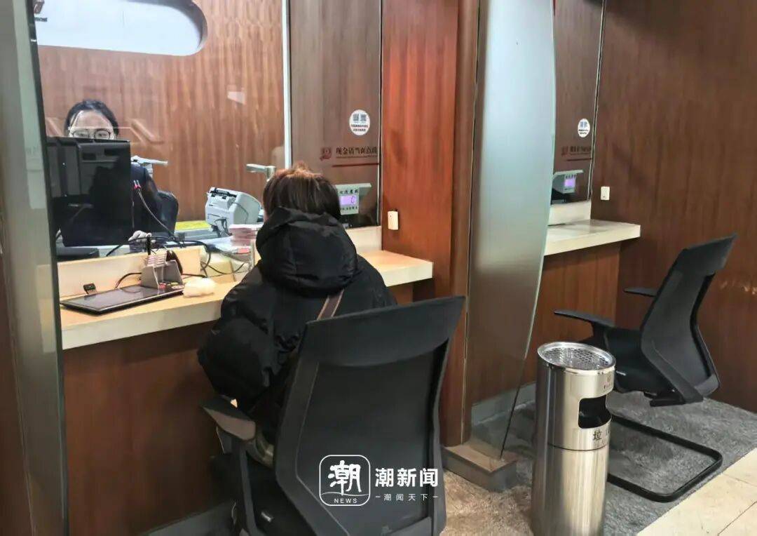 一降再降！浙江有人拿着50万元赶紧入手！不少人算账：这样也挺香