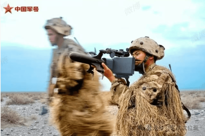 中国单兵拦截型无人机亮相!前天还有人问解放军有俄乌同款吗?我方直接王炸